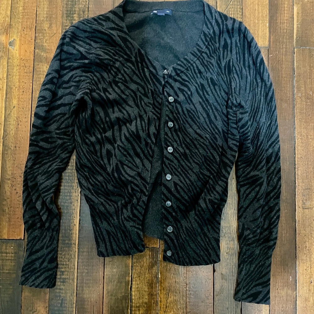 Black and Gray Zebra Print Cardigan